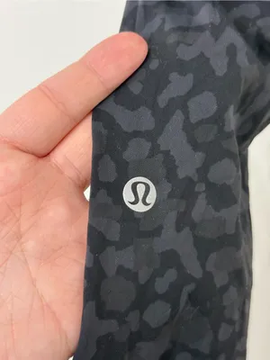 {6} FLAWS Lululemon Fast and Free Tight II 25" - Formation Camo Deep Coal thumbnail 7