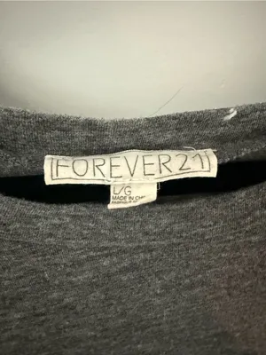 Forever 21 Gray Crew Neck Long-Sleeve Sweatshirt thumbnail 2