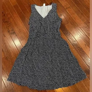 Old Navy navy and white polka dot dress size small thumbnail 3