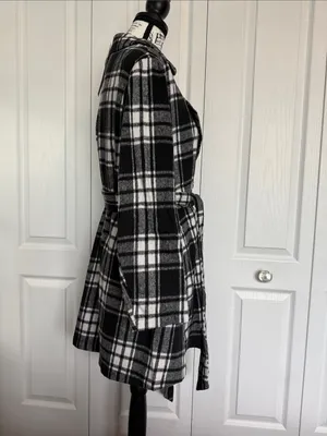 BloomChic Black and White Plaid Double thumbnail 5