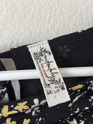 Free People Black Floral Short Sleever Bodysuit - Size Large thumbnail 3