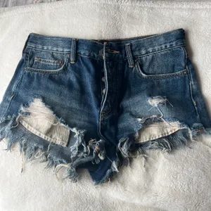 Jean Shorts thumbnail 1