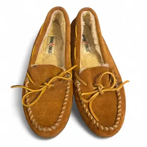 Minnetonka Women’s Moccasins Size 9 Brown Suede Shearling Lined Softsole thumbnail 1