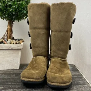 Ugg Tan Bailey Button Triplet Calf Boots 8 thumbnail 2