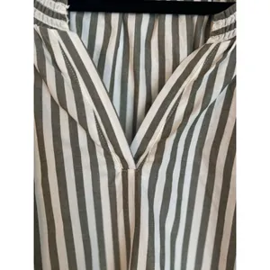 Maurice’s Striped Top 1X Plus Size Striped V Neck Poplin Blouse thumbnail 5