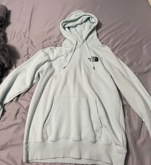 The North Face Women’s Sweatshirt Hoodie thumbnail 2