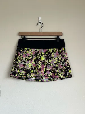 Lululemon Pace Rival Mid-Rise Skirt in Inflected Highlight Yellow Multi / Black thumbnail 2