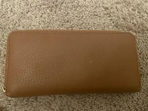 Michael Kors Wallet thumbnail 2
