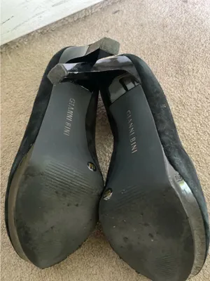 Gianni Bini Black Suede Round-Toe Pumps thumbnail 3