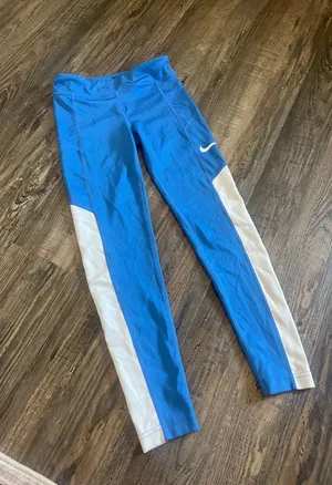 Nike Leggings thumbnail 1