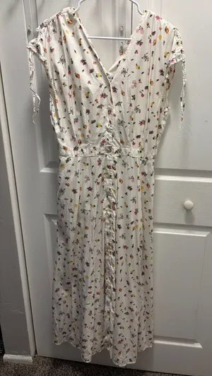 Uniqlo Cotton V-Neck Sleeveless Floral Flare Dress thumbnail 1