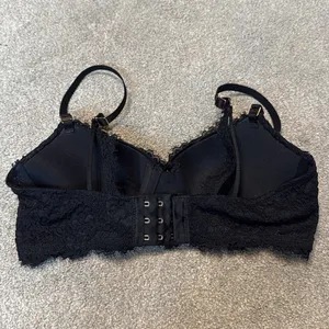 Aerie Black Lace Lightly Lined Bra Size 32 C thumbnail 2