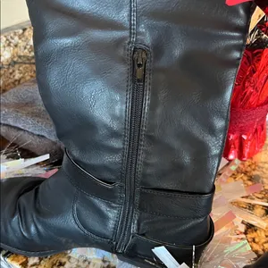 Black Full Length Boots Womens 7.5 Excellent condition thumbnail 7