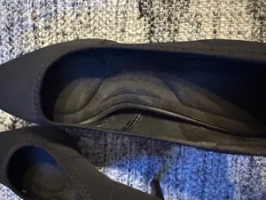 Vera Simply Vera Wang Black Pointed Pumps thumbnail 8