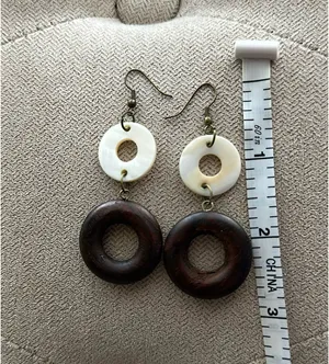 Fashion earrings thumbnail 3
