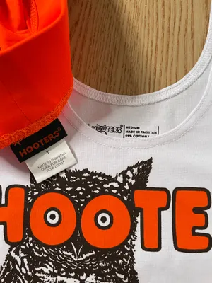 New Hooters girl Uniform tank and shorts Outfit size Medium thumbnail 3