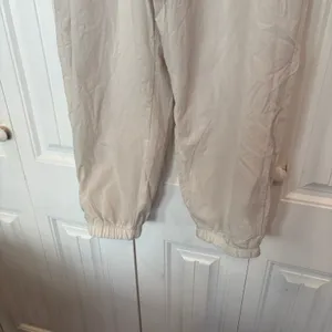 Nike‎ Tan Loose Fit Mid Rise Windbreaker Crops Size 1X thumbnail 7