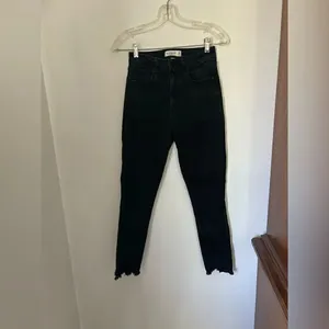 Abercrombie & Fitch Super Skinny Ankle High Rise Jeans 2R thumbnail 4