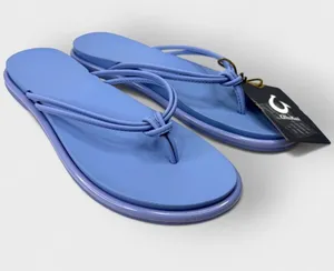 OluKai Aka Womens Thong Sandals Cloud Blue Water Friendly Size 6 New thumbnail 1