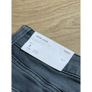 NWT Womens American Eagle Mom jeans high rise stretch gray distressed size 4/27 thumbnail 14
