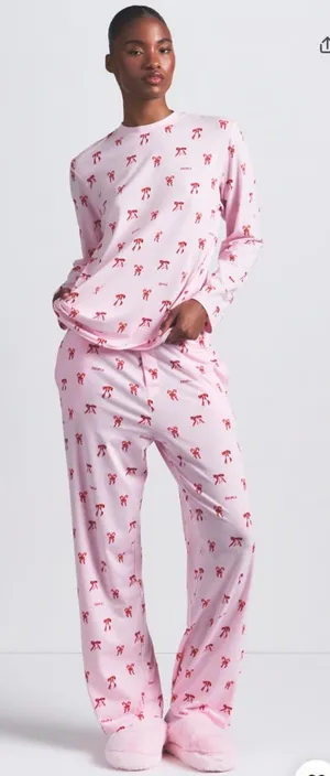 SKIMS Candy Cane Bow Pajama Set thumbnail 1