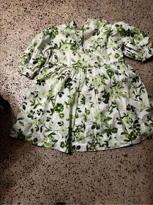 Maeve by Anthropologie V-Neck Tunic Dress in a white and green floral large thumbnail 7