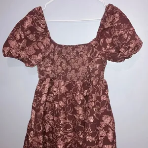 August Sky Floral Jacquard Sweetheart Neck Midi Dress Dusty Mauve Med #400 thumbnail 9