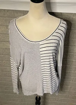 CAbi Oversized‎ Striped Long Sleeve Tee Top Size M thumbnail 1