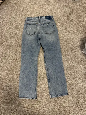 Abercrombie Ankle Straight Ultra High-Rise Jeans thumbnail 2