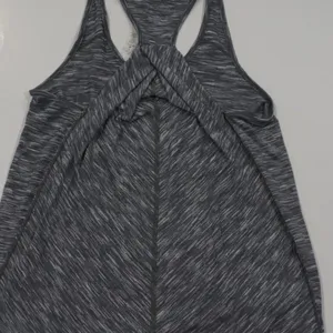 Lululemon Athletica grey tank‎ top. Size 4. thumbnail 2