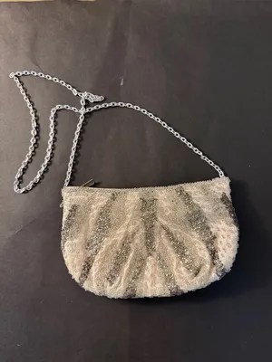 Vintage Fine Arts Bag Silver & Cream Beaded Evening Bag With Silver Chain Strap thumbnail 5