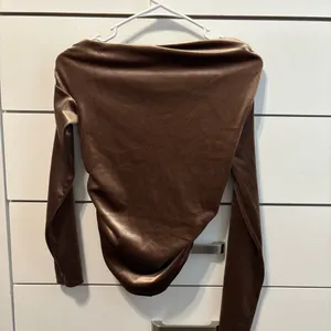 Abercrombie Velvet Asymmetrical Draped Top NWT thumbnail 3