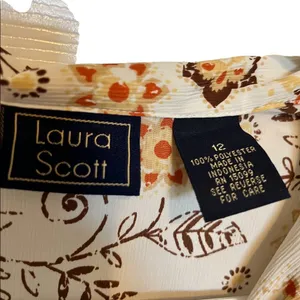 Laura Scott vintage white flower print button down shirt size 12 thumbnail 3