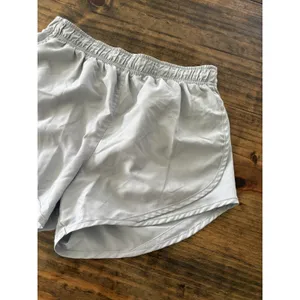 Nike Dri-Fit Lined Athletic Shorts Womens SMALL Stretchy Drawstring Grey thumbnail 2