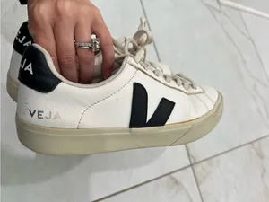 VEJA White / Black Campo Low Top Sneakers Size 9 US $175 thumbnail 4