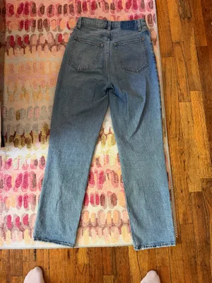 Abercrombie & Fitch Curve Love 90’s Straight High Rise thumbnail 2