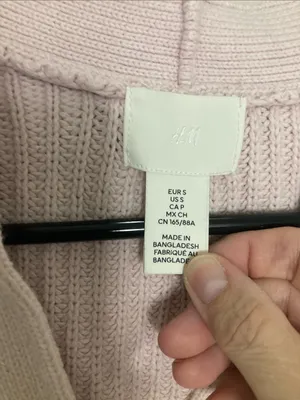 H&M Cropped Ribbed Button Cardigan in Pale Pink thumbnail 2