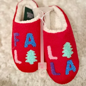 Red Holiday Fa La‎ La Sherpa Lined Slippers Women's Size M thumbnail 6