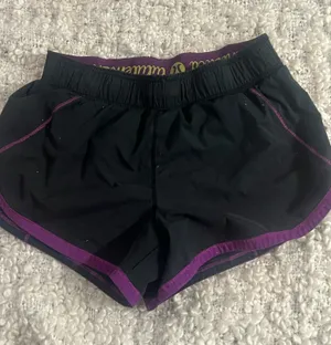 Lululemon Shorts 2.5"  thumbnail 1