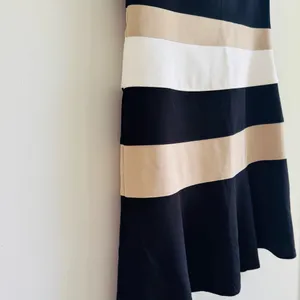 Tommy Hilfiger Black, White, and Tan Mini Dress thumbnail 3