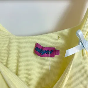 EDIKTED Lola Bow Rib Tank in Yellow Size X-Small thumbnail 5