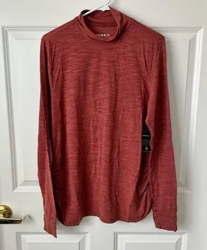 Torrid Lyocell Turtleneck Long Sleeve Active Tee in a size 2X thumbnail 1