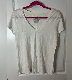 Patagonia Women’s White V-Neck Mesh Short Sleeve Basic Casual T-Shirt Size Large thumbnail 3