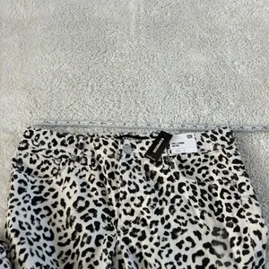 NWT Express Womens Sz 12 Cheetah Mid Rise Ankle Pants Teacher Cotton Fun Casual thumbnail 4
