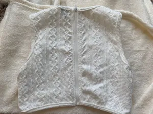 crop top thumbnail 2