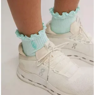 NWT FP movement ruffle socks thumbnail 1