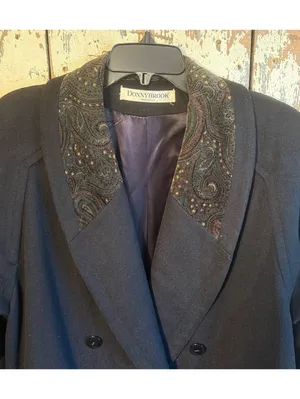 Donnybrook Vintage Black Double-breasted Long Wool Coat Paisley Velvet Collar 12 thumbnail 2