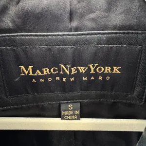 Vintage Andrew Marc NY Genuine‎ Leather Women's Jacket Zip Front Collared Small Black thumbnail 8