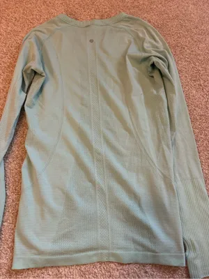 Lululemon Swifty Tech Longsleeve thumbnail 3