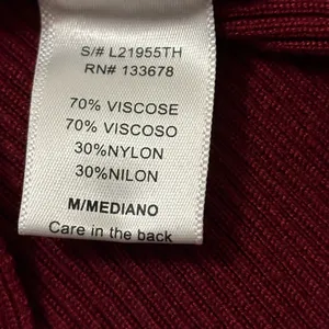 Windsor Sweater Women’s Size M Maroon/Burgundy V-Neck Ribbed Pullover Sweater thumbnail 10